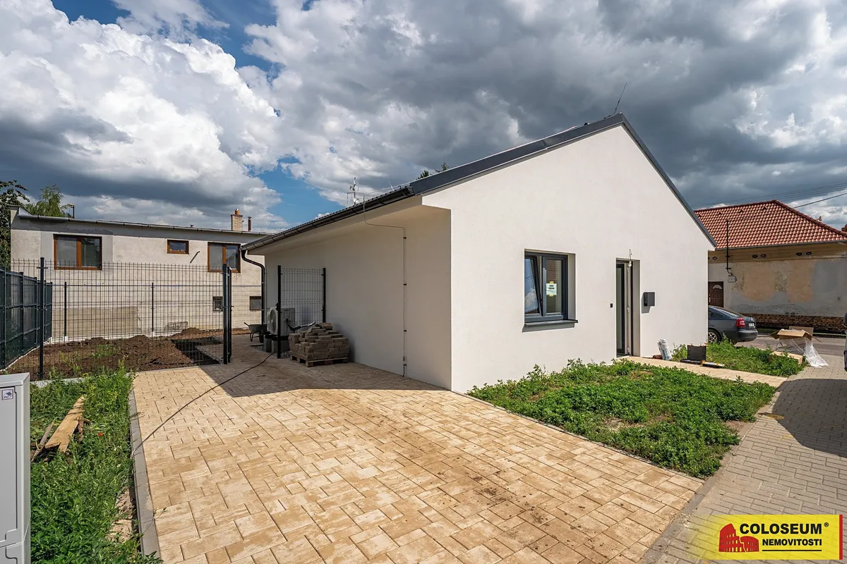 Prodej rodinného domu 74 m², pozemek 322 m²